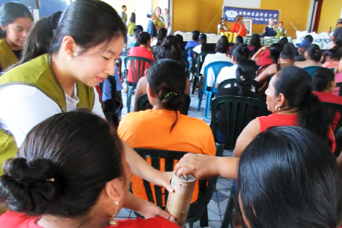 Ceramah Master Cheng Yen: Menyebarkan Kebajikan dan Cinta Kasih di Dunia