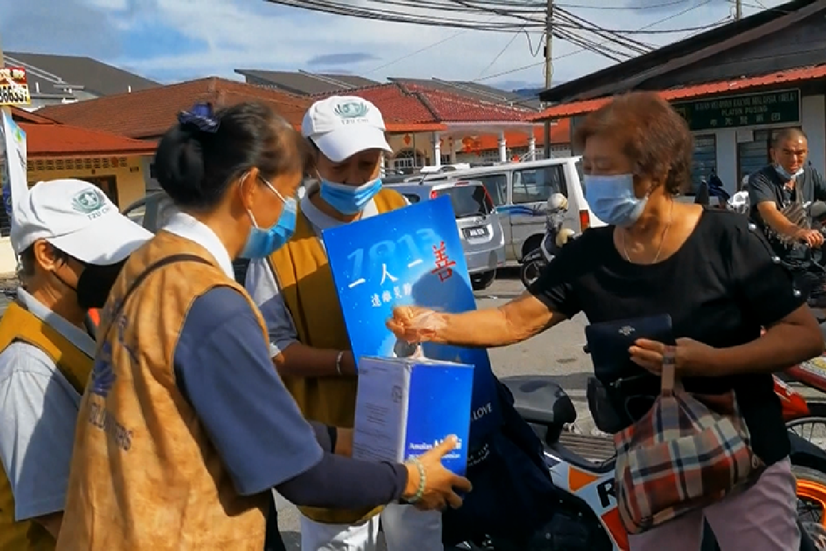 Ceramah Master Cheng Yen: Menaklukkan Mara dan Berjalan di Jalan yang Benar   
