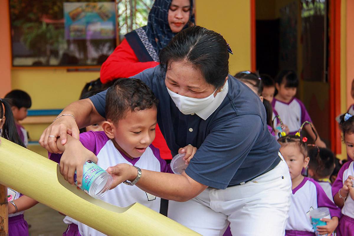 Jodoh Baik Terus Berlanjut Melalui Celengan Bambu