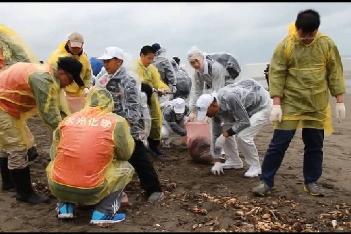 Ceramah Master Cheng Yen: Berupaya untuk Mengurangi Sampah Plastik