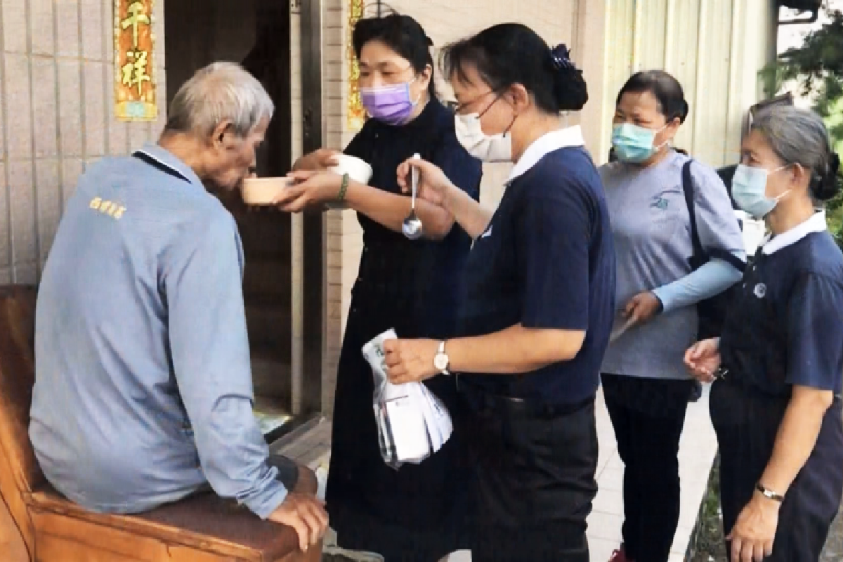 Ceramah Master Cheng Yen: Mengasihi Semua Makhluk dengan Mempraktikkan Vegetarisme