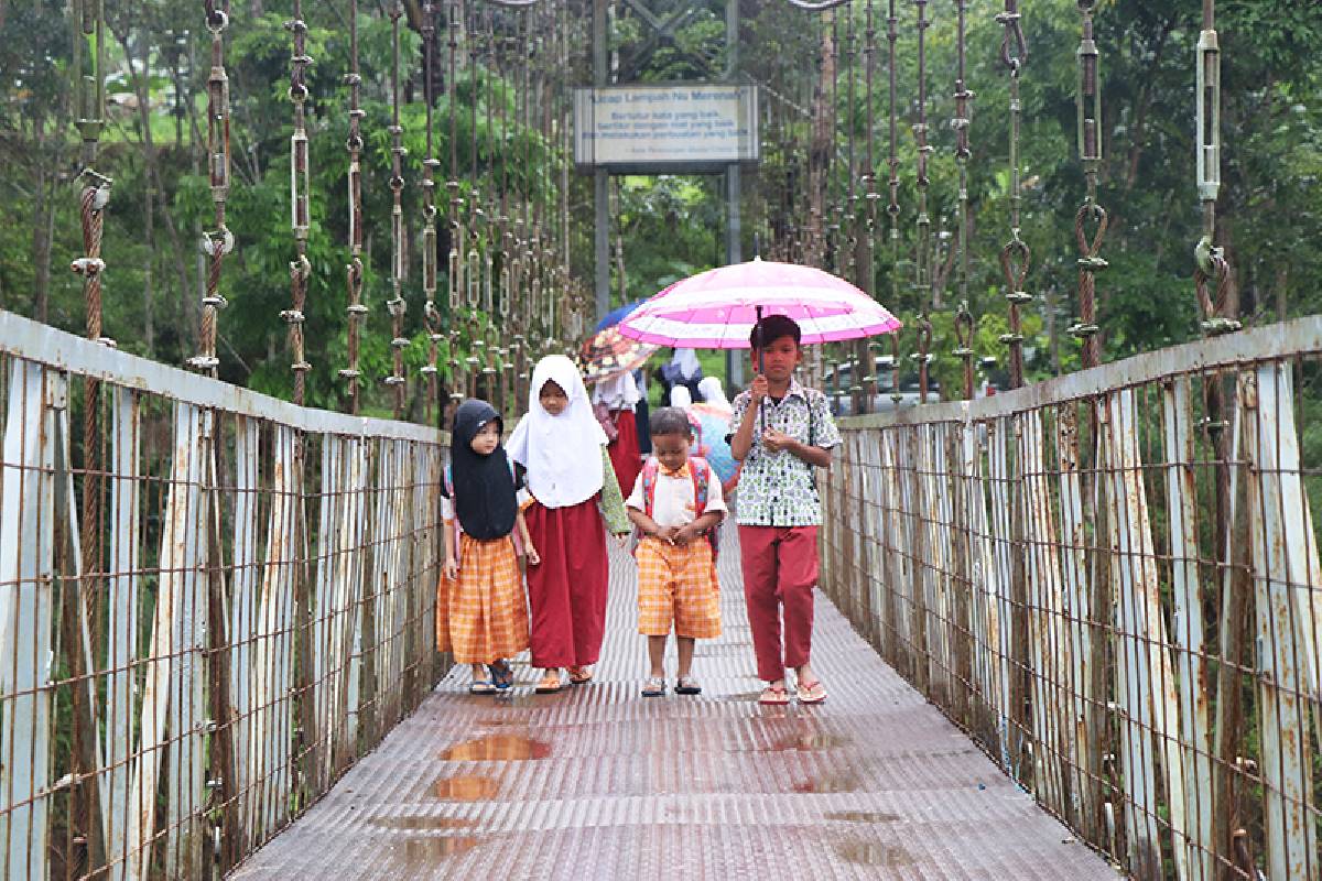 Jalinan Jodoh 15 Tahun Jembatan Simpay Asih Cikaengan