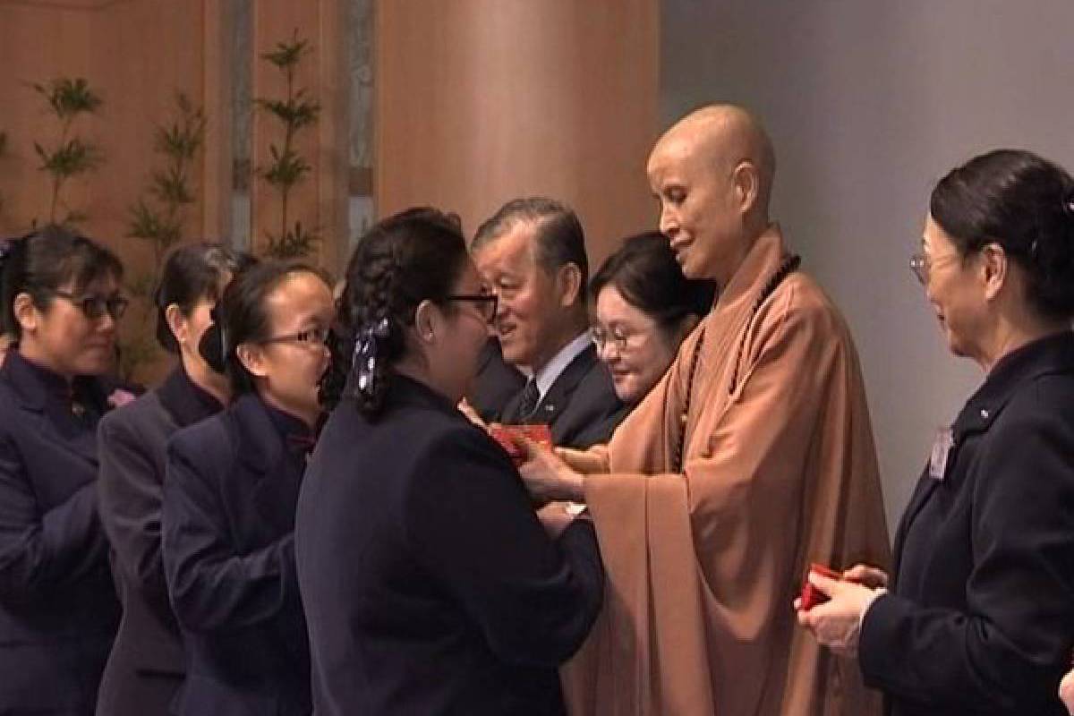 Ceramah Master Cheng Yen: Melatih Diri untuk Menyempurnakan Kebuddhaan