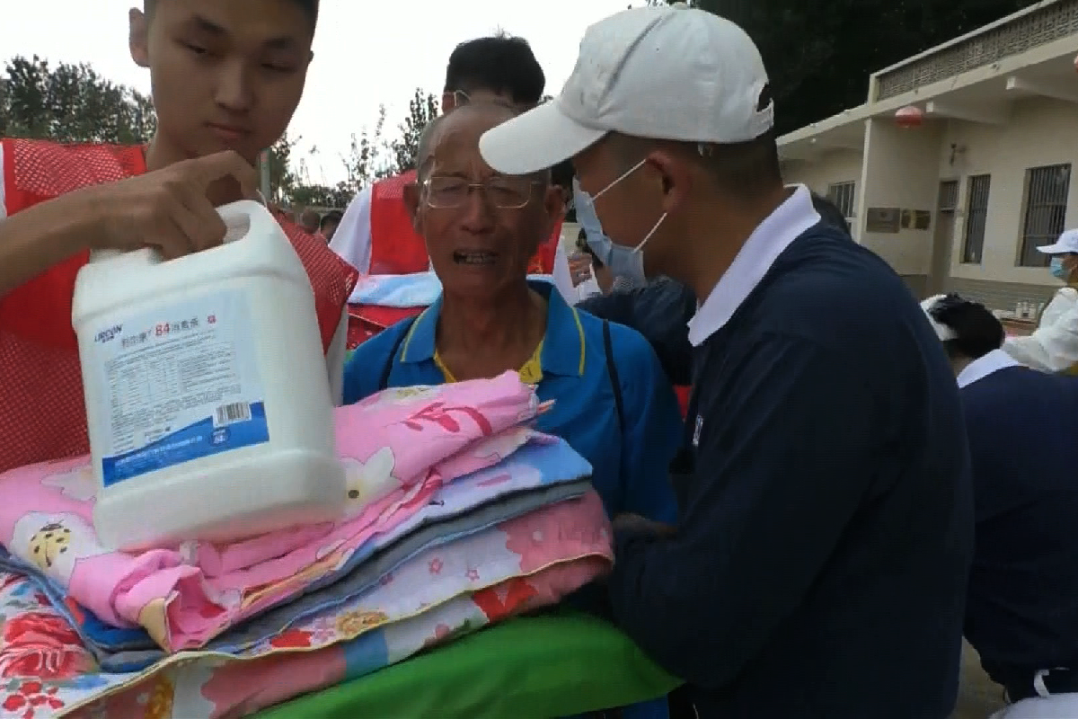 Ceramah Master Cheng Yen: Merasakan Kedamaian dengan Senantiasa Bersyukur    
