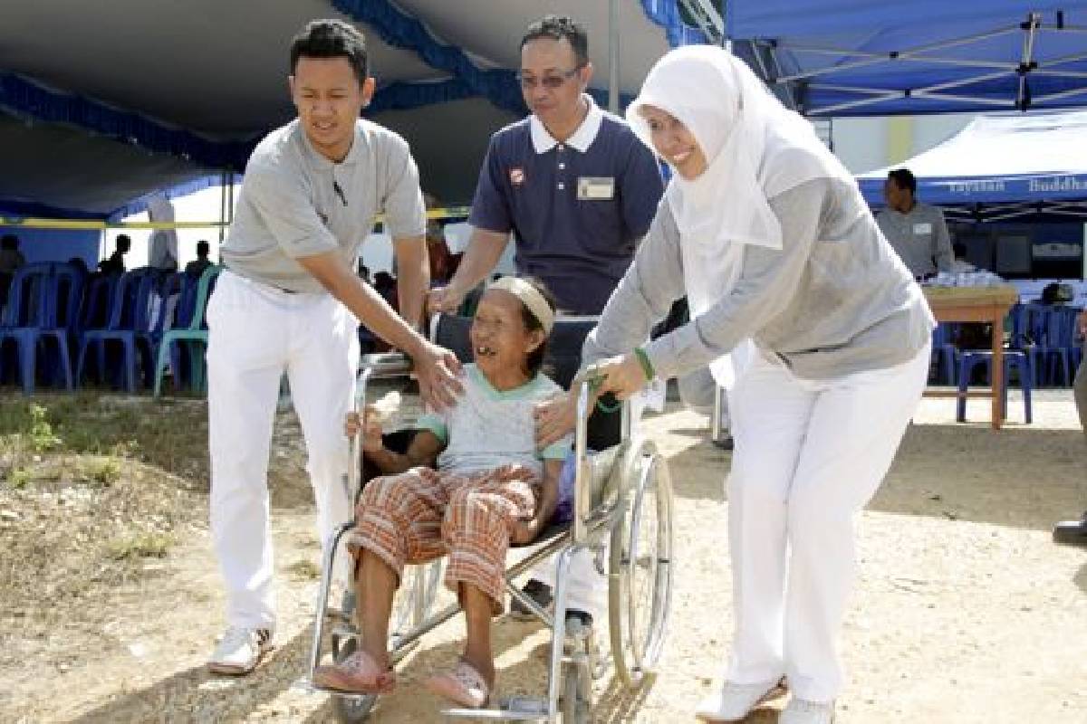 Menebar Benih Cinta Kasih di Kalimantan Timur