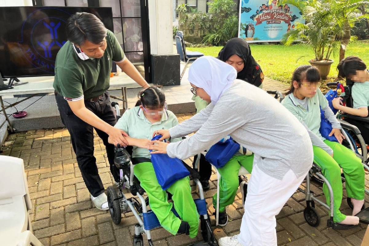 Cinta Kasih Menyapa Anak-Anak Istimewa