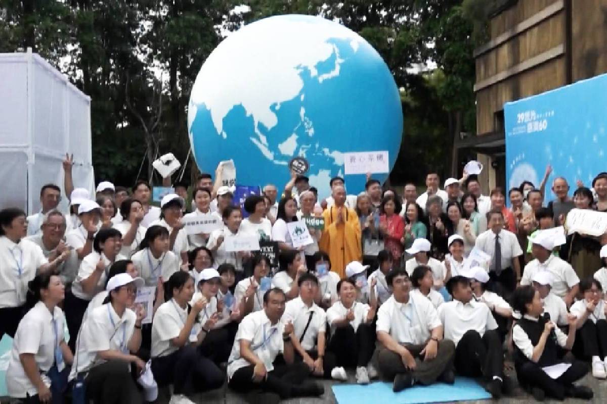 Ceramah Master Cheng Yen: Membina Budaya Humanis dengan Mempraktikkan Kebajikan dan Cinta Kasih