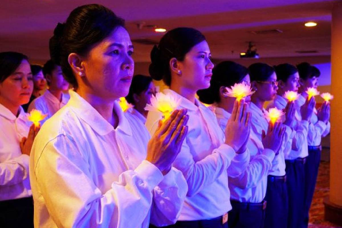 Pemberkahan Akhir Tahun 2014 Batam: Kita Tunggu Kalian Pulang ke Tzu Chi