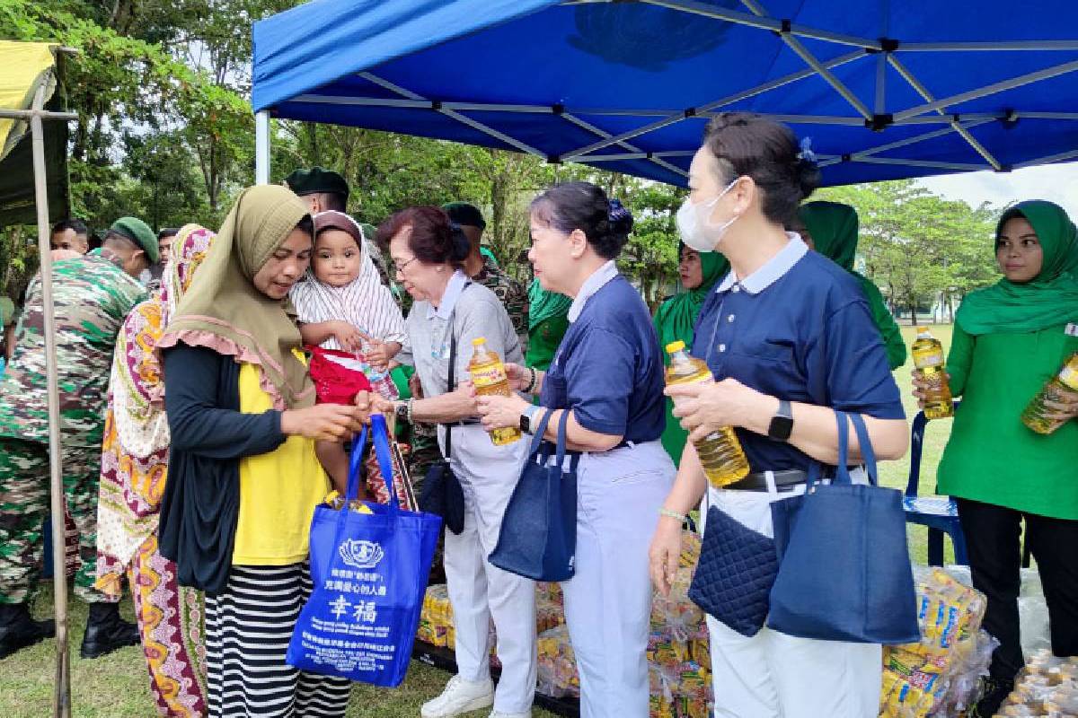 Menyambut Idul Fitri dengan Berbagi Kasih di Makassar