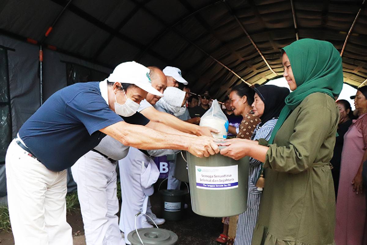 Bantuan Tanggap Darurat Tzu Chi untuk Korban Angin Puting Beliung