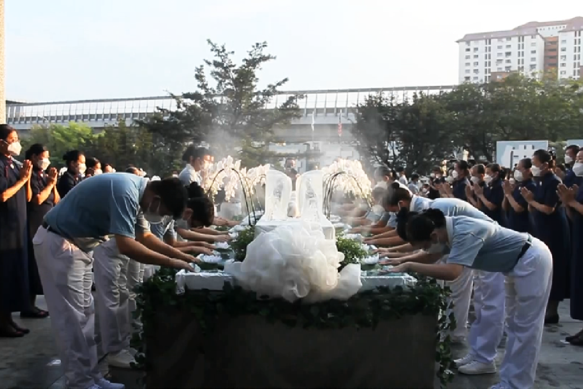 Ceramah Master Cheng Yen: Memperingati Hari Waisak dengan Khidmat dan Membalas Budi Luhur Buddha