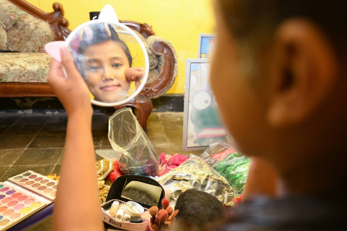 Sang Penari yang Tak Pernah Menyerah