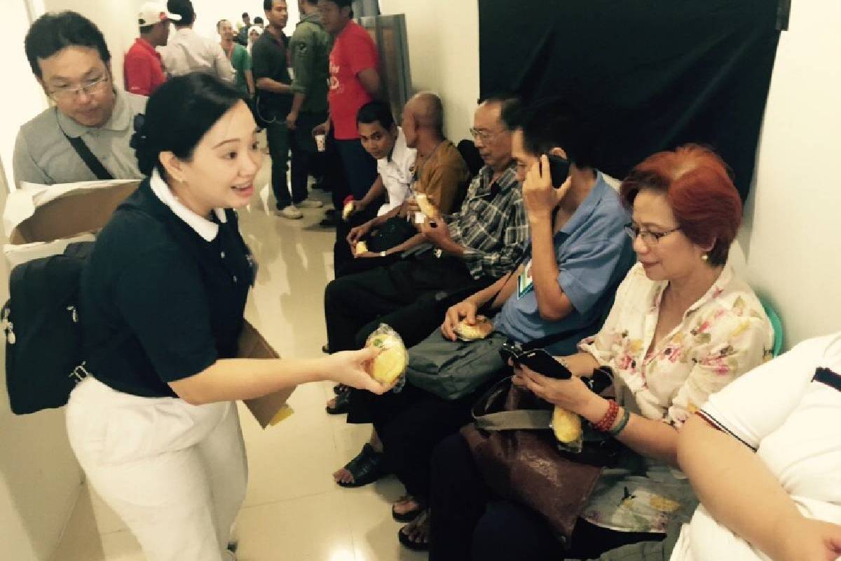 Bantuan AirAsia QZ8501: Memberikan Dukungan dan Penghiburan