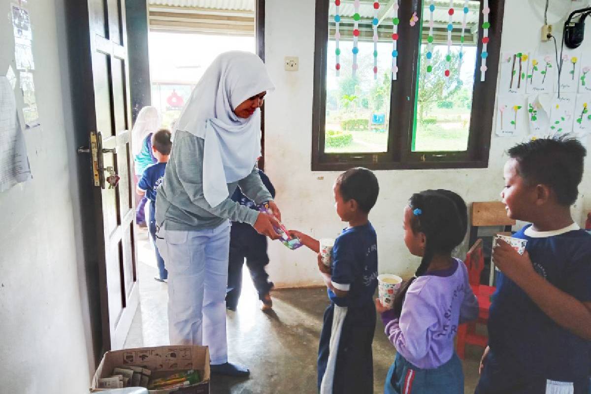 Edukasi Merawat Gigi Agar Bersih dan Sehat