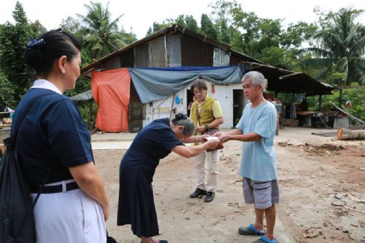 Cinta Kasih Menghapus Derita