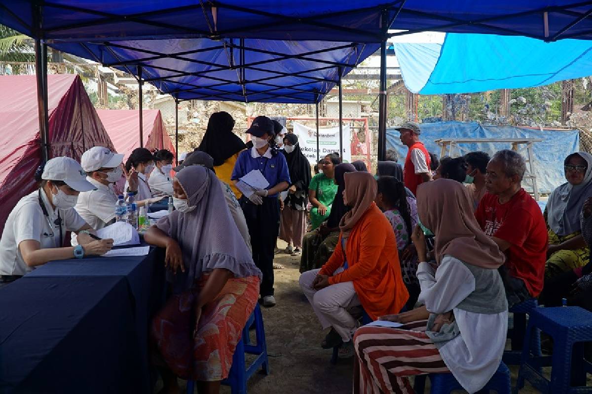 Banjir Sumatera: Relawan Tzu Chi Hadirkan Tim Medis di Aceh Tamiang