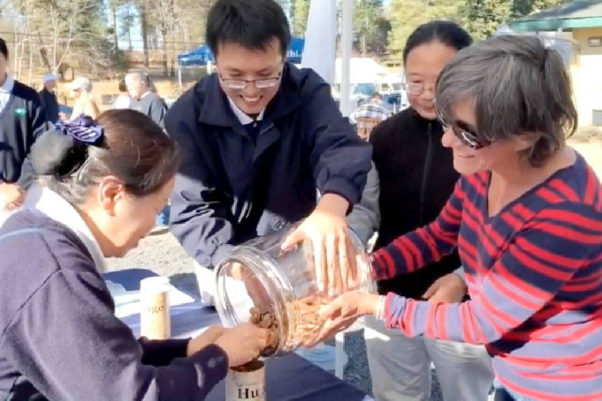 Ceramah Master Cheng Yen: Membentangkan Cinta Kasih untuk Melindungi Semua Makhluk