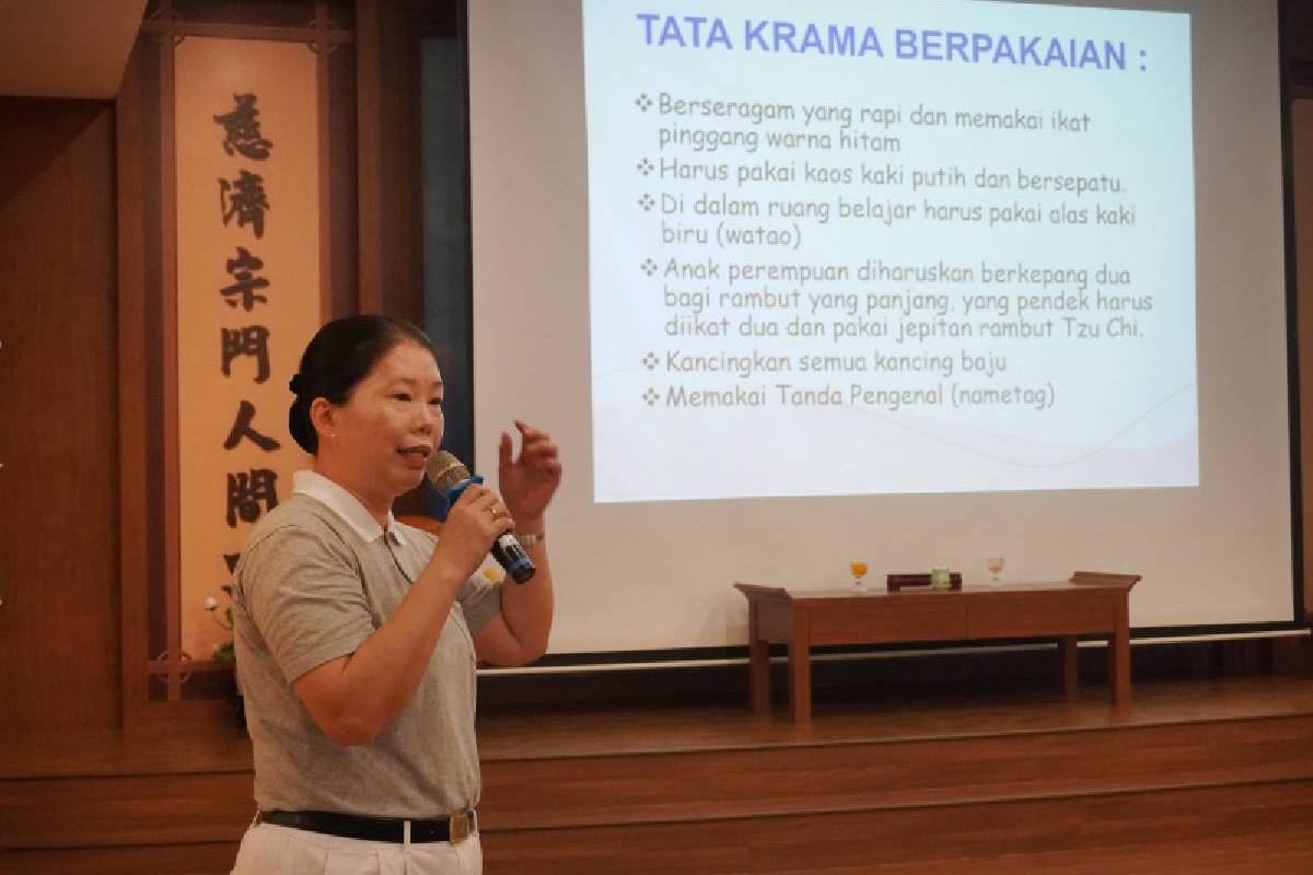 Mendidik dengan Cinta Kasih, Membentuk Karakter Sejak Dini