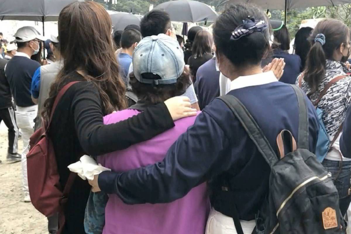 Ceramah Master Cheng Yen: Menunjukkan Dharma dan Memberi Penghiburan dengan Welas Asih dan Kebijaksanaan