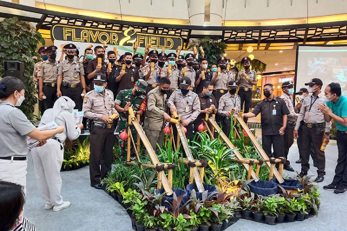 Tuang Bersama Celengan Bambu di Summarecon Mall Serpong 