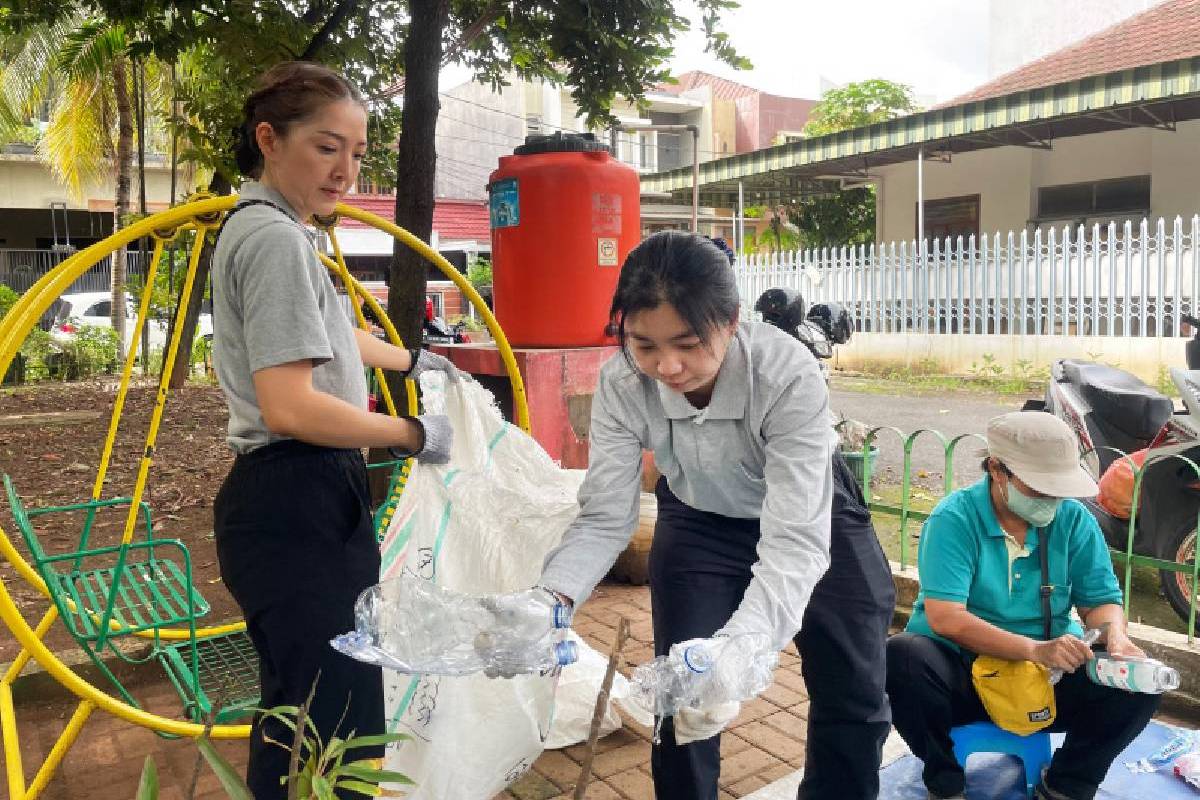 Harmoni antara Lingkungan, Keluarga dan Tradisi