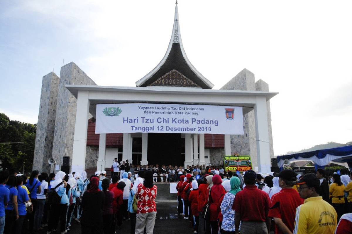 Hari Tzu Chi Kota Padang
