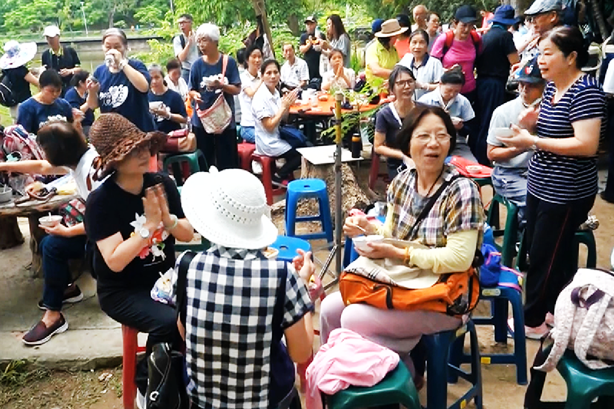 Ceramah Master Cheng Yen: Mengajar Sesuai Kondisi demi Menyucikan Hati Manusia   