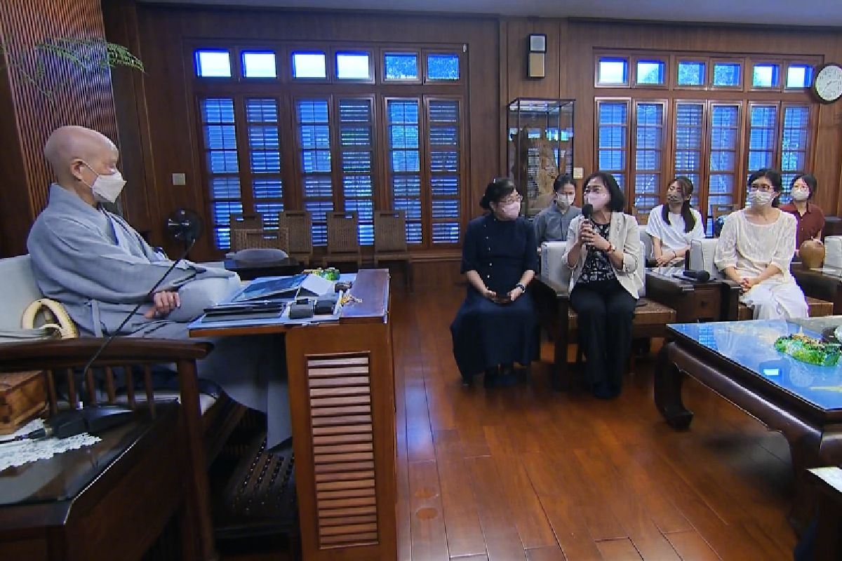 Ceramah Master Cheng Yen: Memenuhi Dunia dengan Berkah dan Meneruskan Cinta Kasih