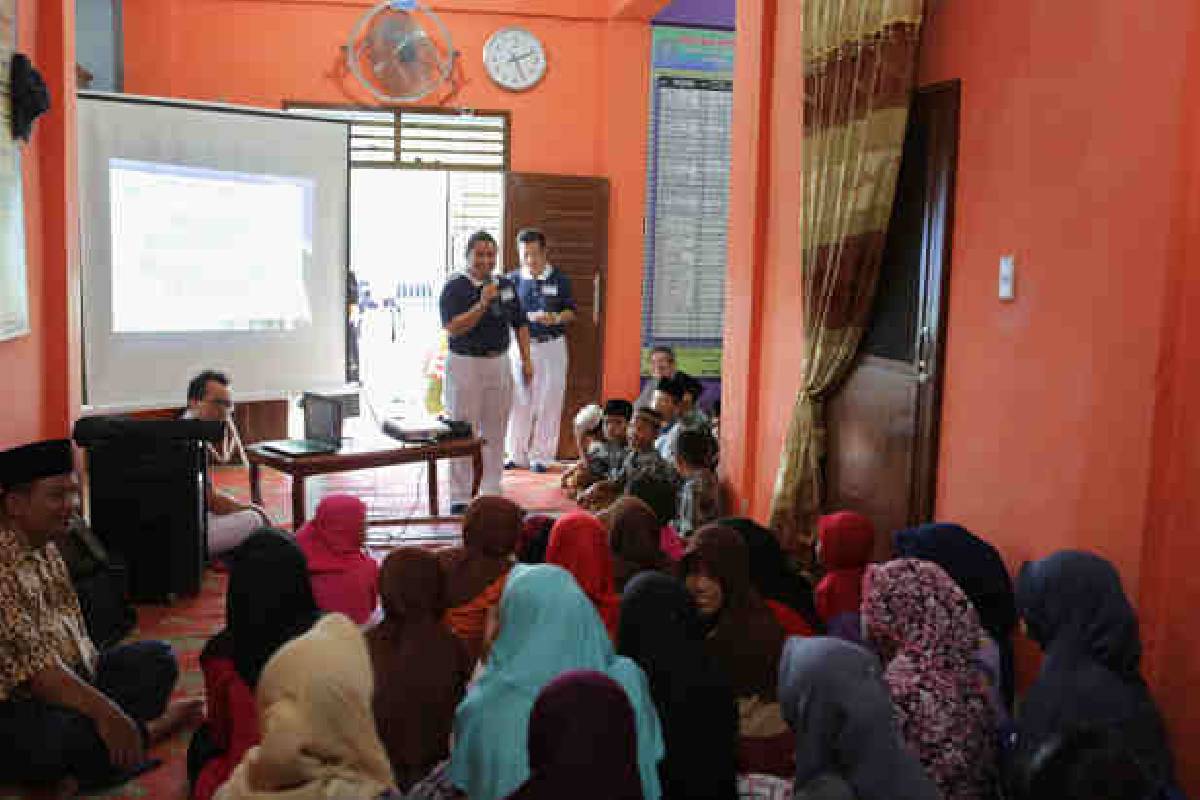 Indahnya Berbagi Kasih di Bulan Ramadan