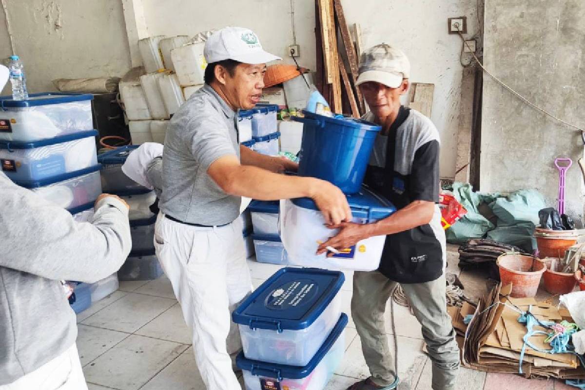 Hadir Membawa Kepedulian Bagi Korban Kebakaran di Penjaringan
