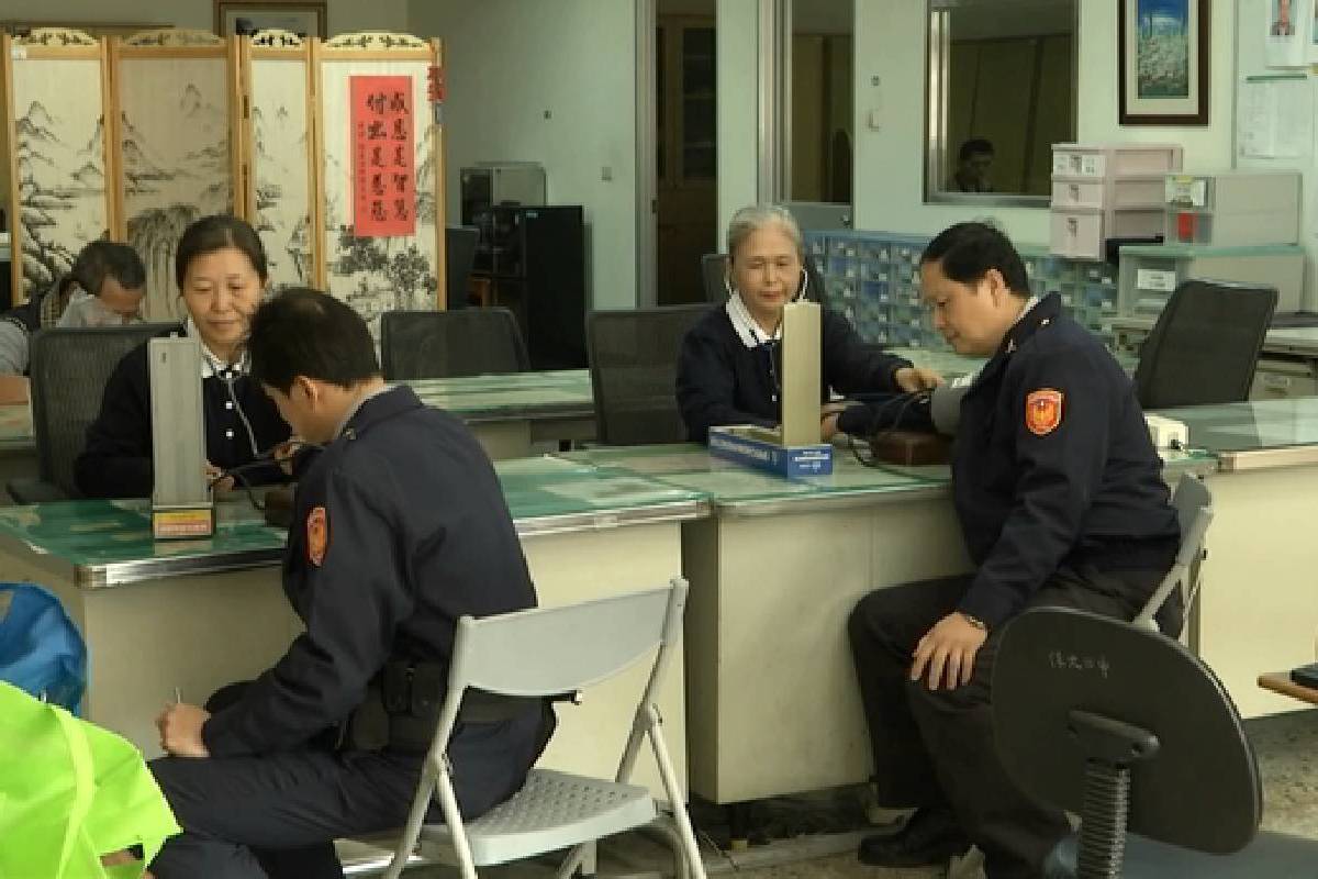 Ceramah Master Cheng Yen: Mendengar Dharma dan Berlatih di Jalan Buddha