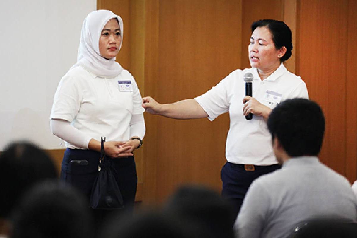 Menjadi Tim Medis Berbudaya Humanis