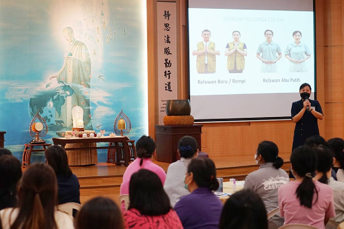 Sosialisasi Relawan Baru di Tzu Chi Batam