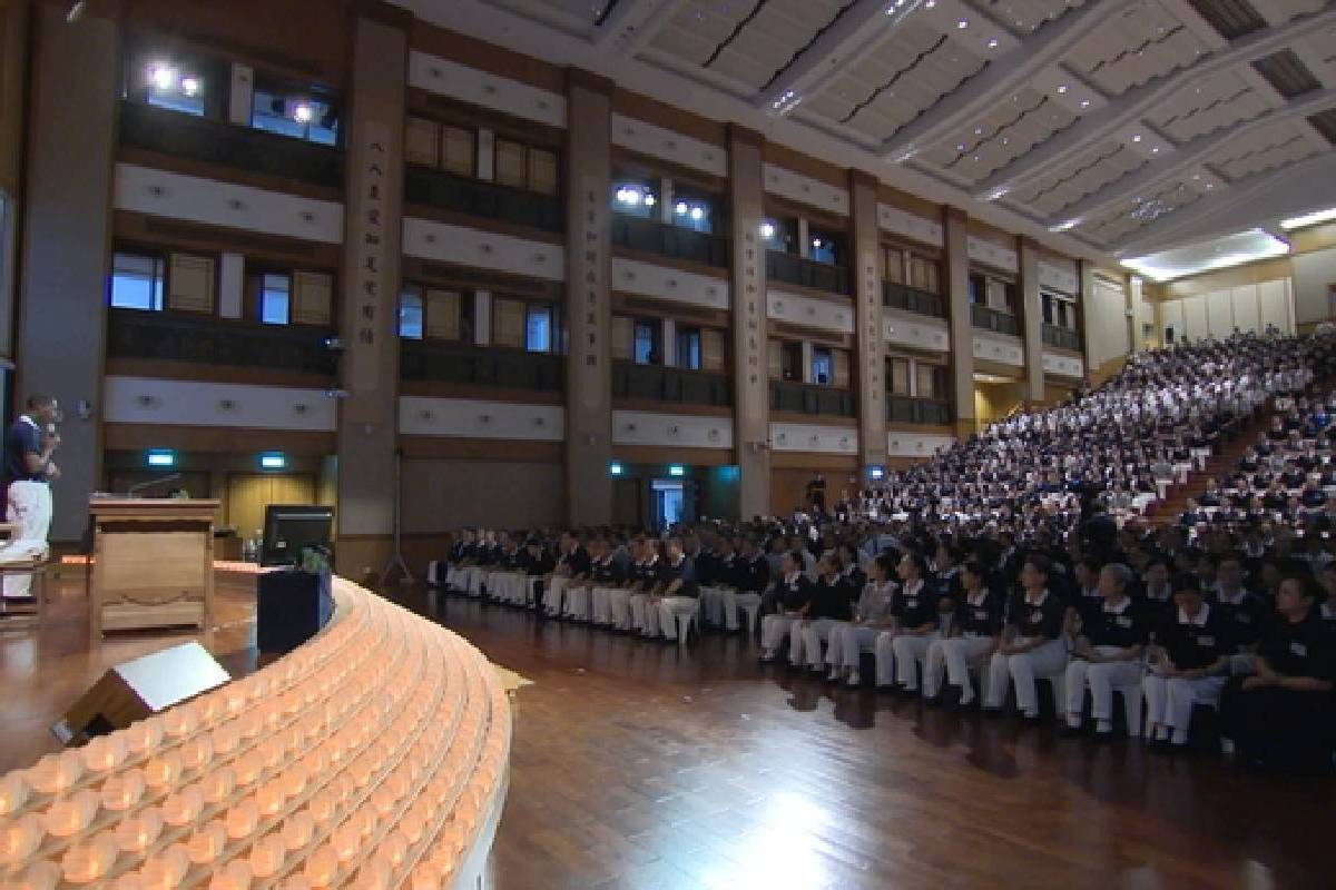 Ceramah Master Cheng Yen: Mendalami Dan Mempraktikkan Dharma