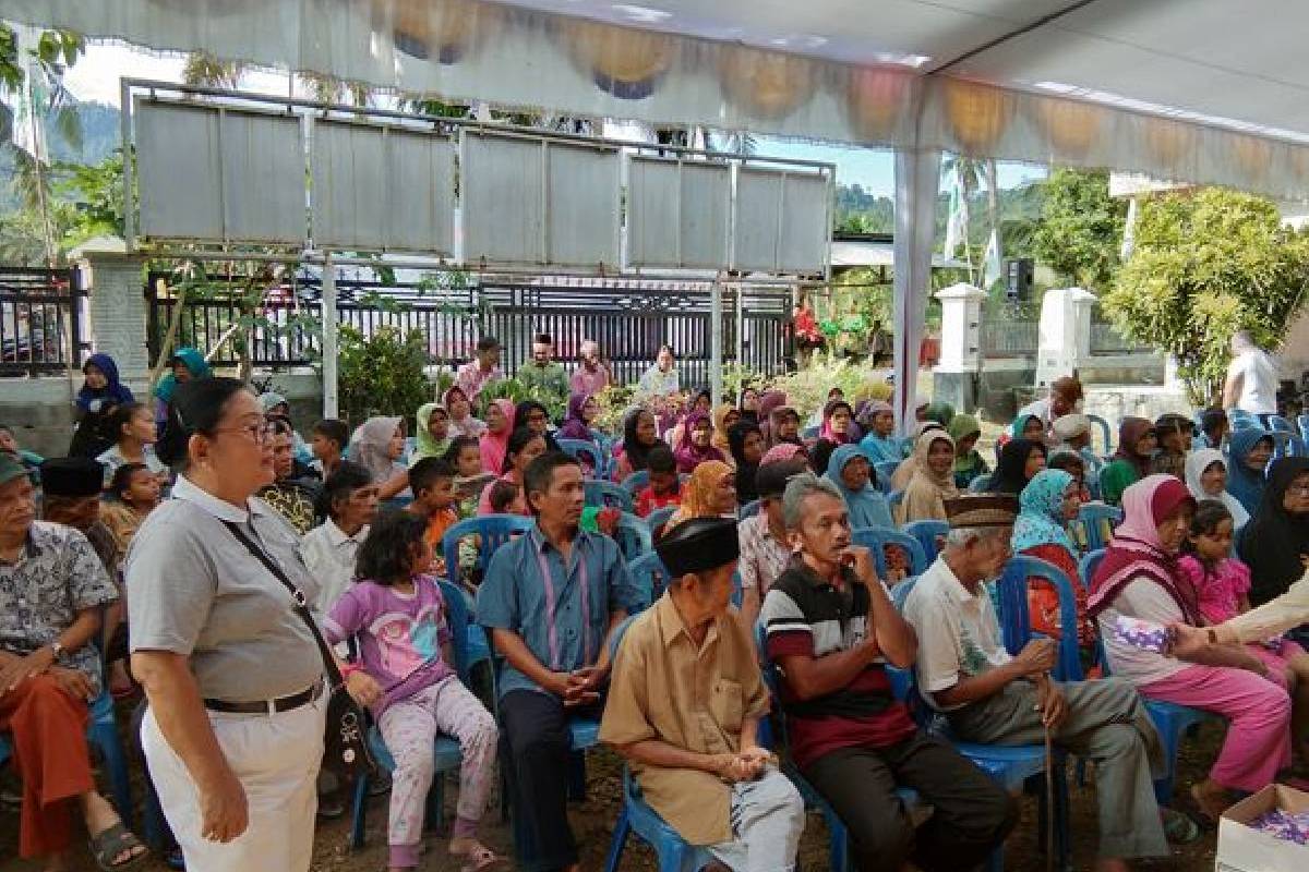 Bakti Sosial Kesehatan bagi Masyarakat Salido Pesisir Selatan