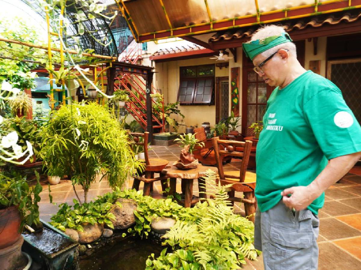 Rumah Sopan, Sebuah Oase di Tengah Kepadatan Kota