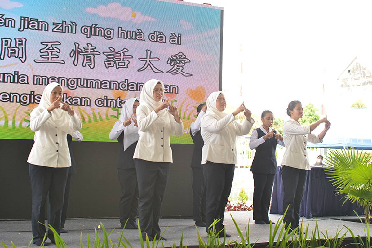 Para Pengukir Sejarah Sekolah Cinta Kasih Singkawang (Bag. 1)