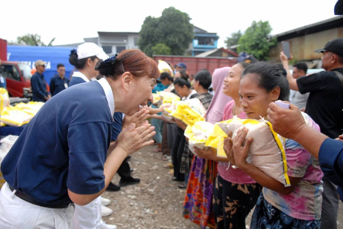 Bersama Tzu Chi, ASG Salurkan Bantuan untuk Korban Kebakaran