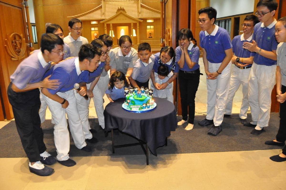 Indahnya Kebersamaan di Malam Moon Cake Festival