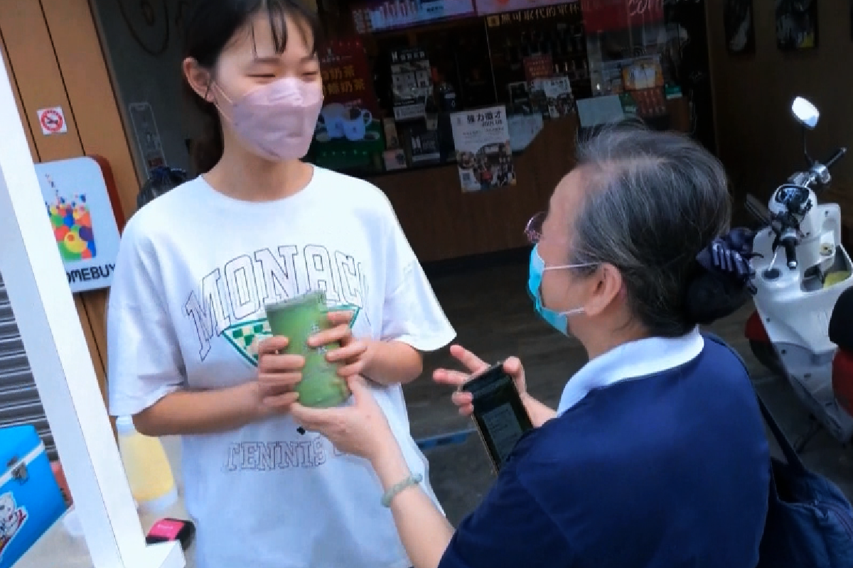 Ceramah Master Cheng Yen: Menyebarkan Dharma Dan Membawa Manfaat Bagi Semua Makhluk   