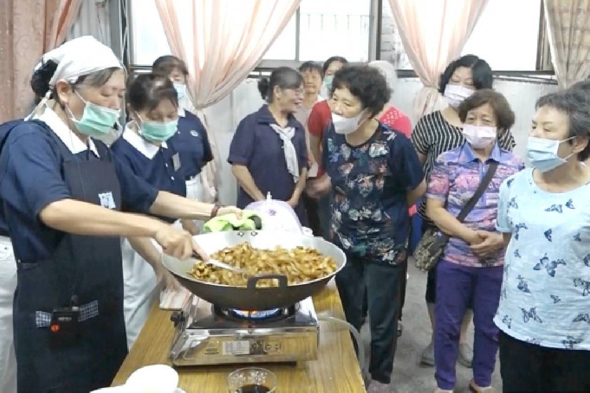 Ceramah Master Cheng Yen: Memahami Kebenaran dan Menghimpun Kebajikan untuk Menyelamatkan Bumi