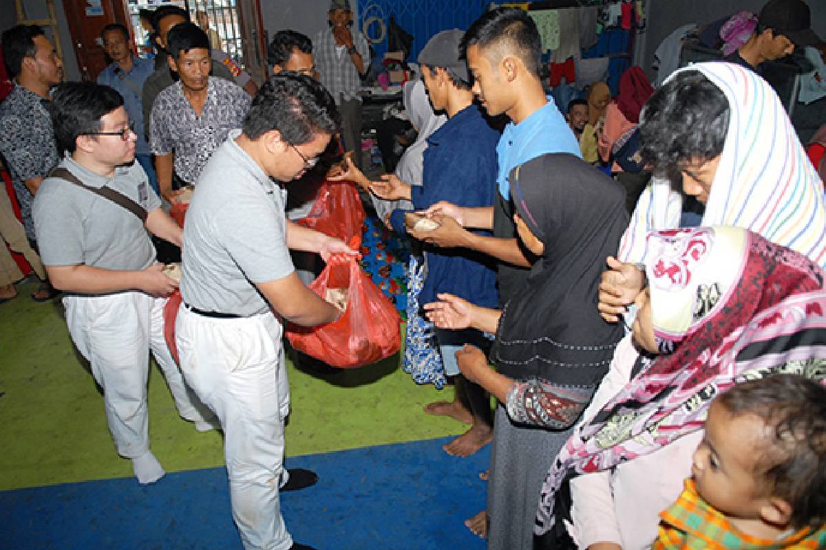 Banjir 2020: Membantu Para Pengungsi di Kecamatan Nanggung
