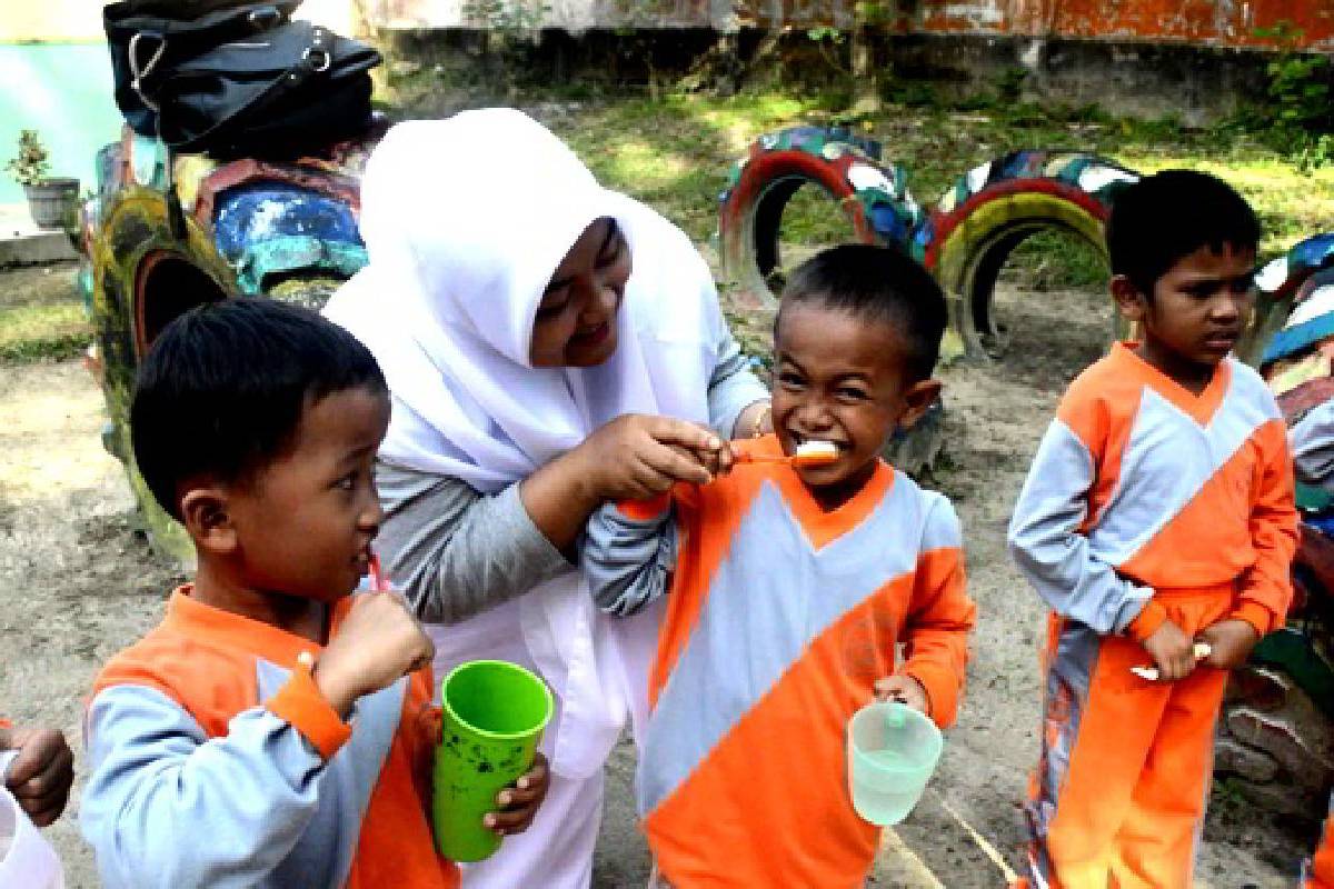 Mewujudkan Keluarga Sehat Melalui Penyuluhan Kesehatan Gigi