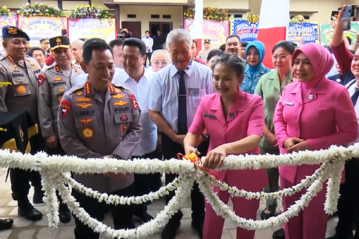 Ceramah Master Cheng Yen: Bersumbangsih bagi Masyarakat dan Menstabilkan Negara