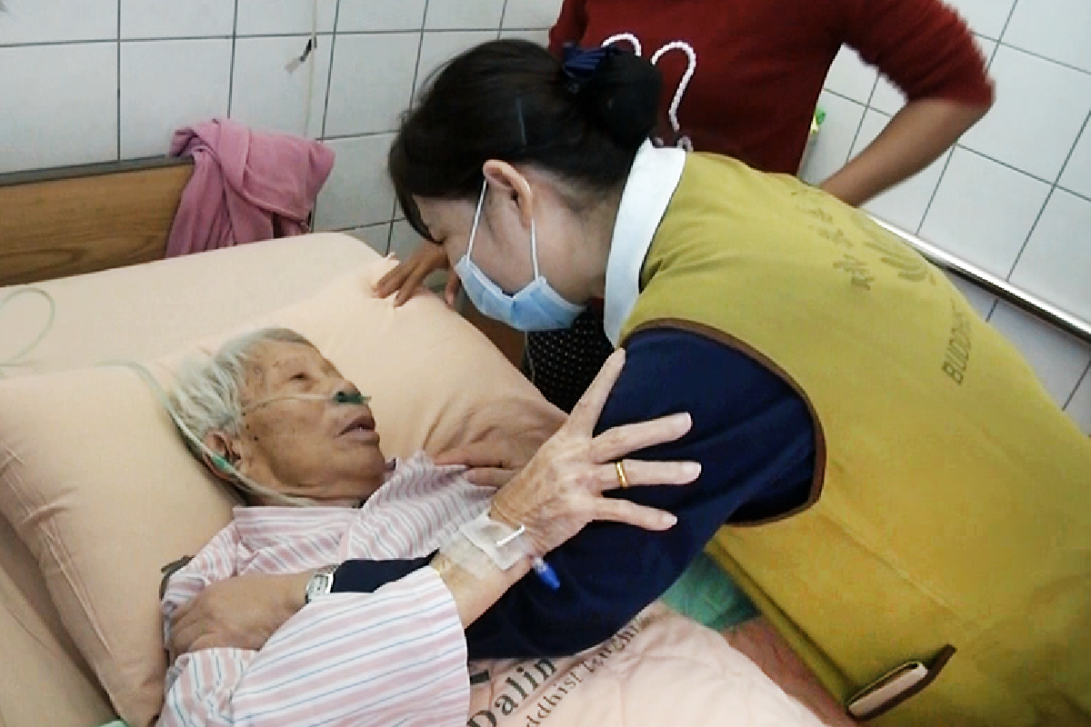 Ceramah Master Cheng Yen: RS Tzu Chi Dalin Penuh Berkah dan Sukacita