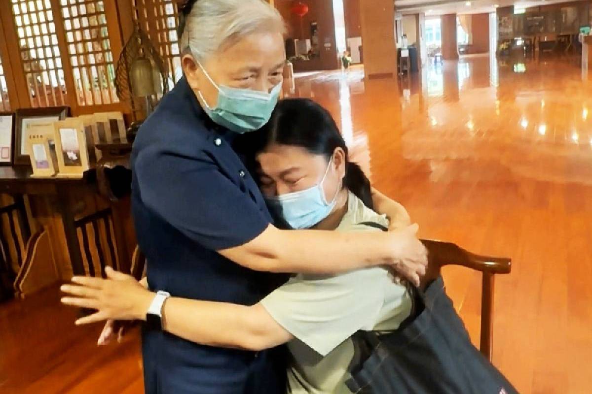 Ceramah Master Cheng Yen: Berlakon di Dunia Saha untuk Membimbing Semua Makhluk
