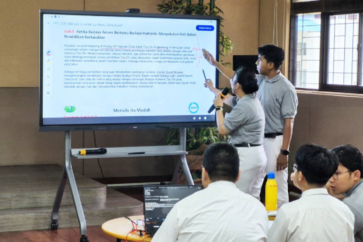 Menumbuhkan Relawan Dokumentasi Berjiwa Zhen Shan Mei di Kota Singkawang dan Pontianak