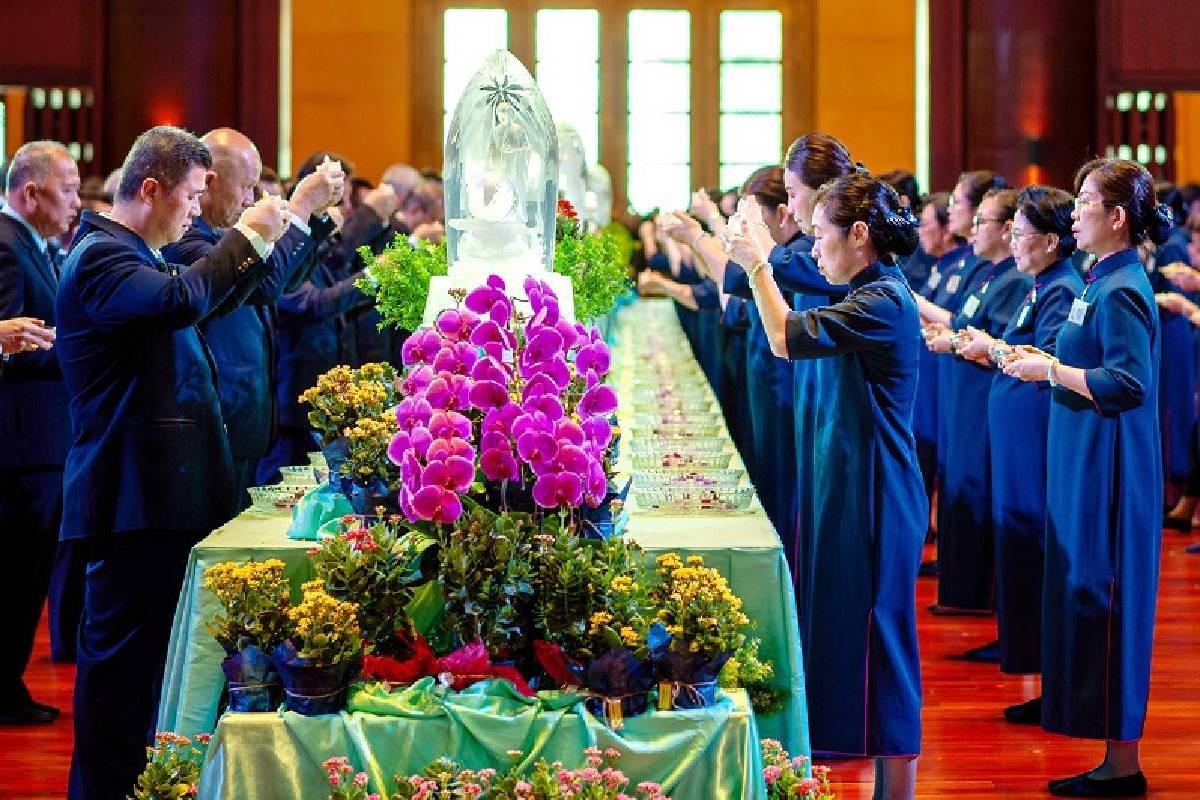 Waisak 2025: Kebersamaan Penuh Makna dalam Perayaan Waisak Tzu Chi