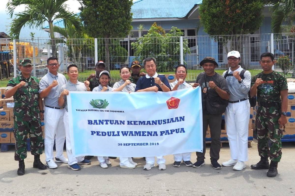 Meringankan Duka Para Pengungsi di Wamena