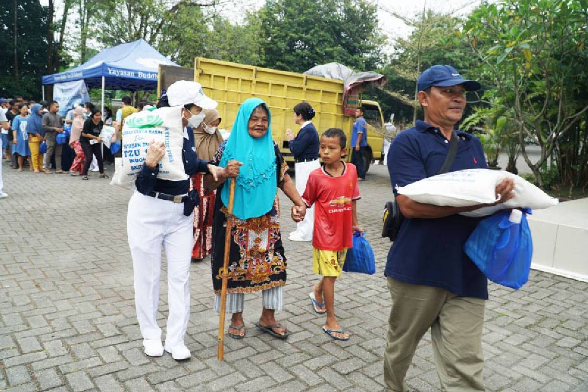 Paket Lebaran 2023: Paket Sembako untuk warga Kwala Berkala